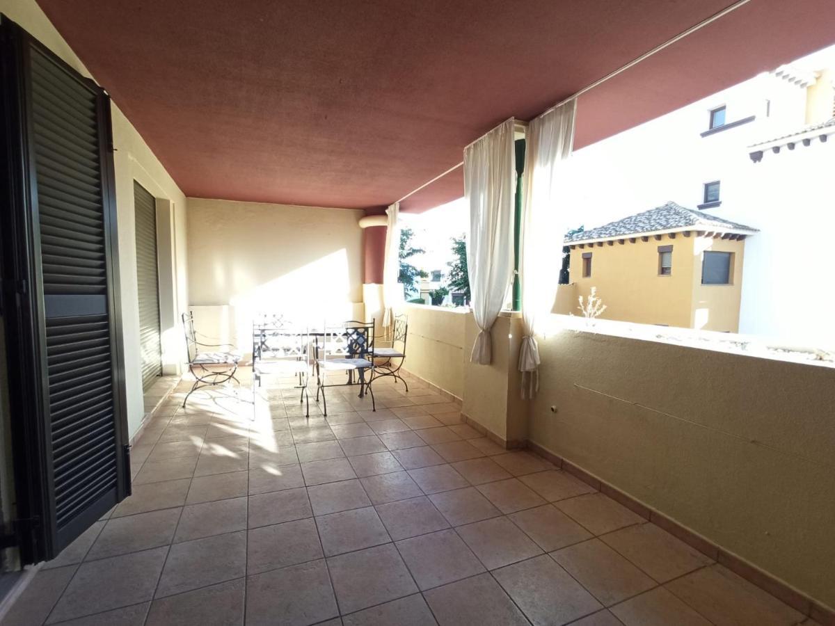 Apartamento Cercano A Campo De Golf En Costa Esuri 阿亚蒙特 外观 照片