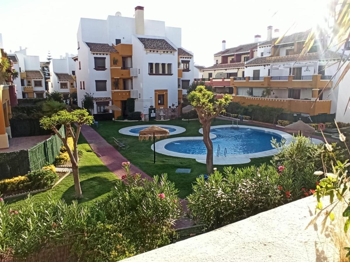 Apartamento Cercano A Campo De Golf En Costa Esuri 阿亚蒙特 外观 照片