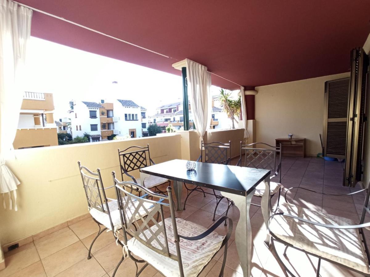 Apartamento Cercano A Campo De Golf En Costa Esuri 阿亚蒙特 外观 照片